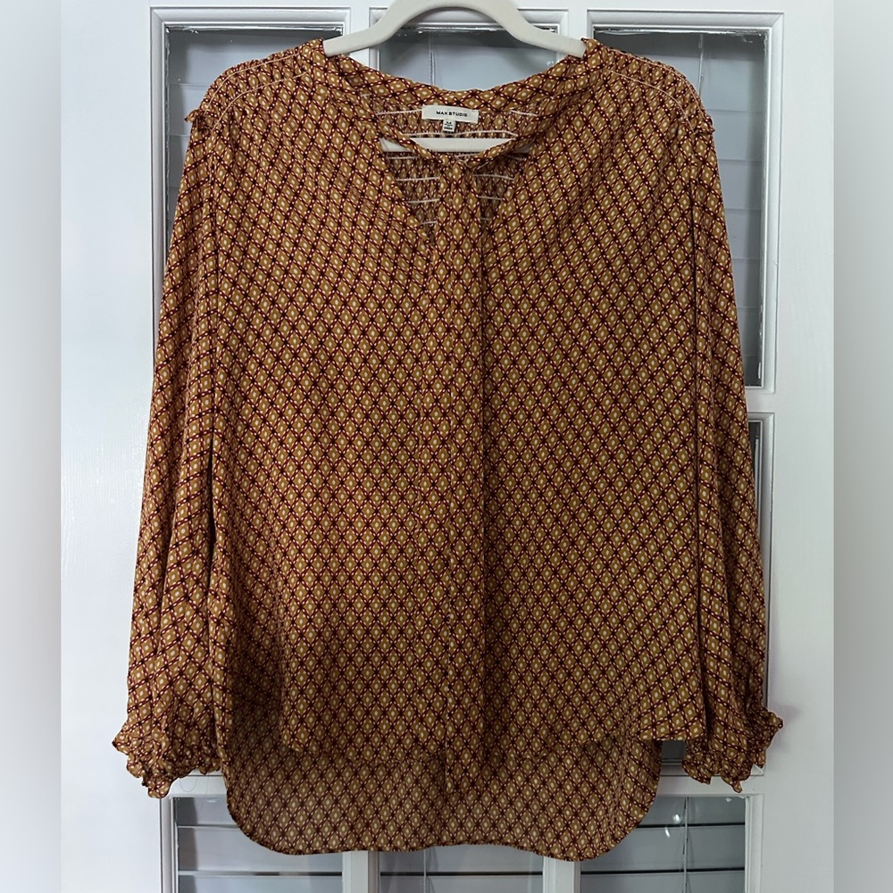 Max Studio Women’s M Smocked Detail Tie Neck Flowy Long Sleeve Blouse | SKU 0459